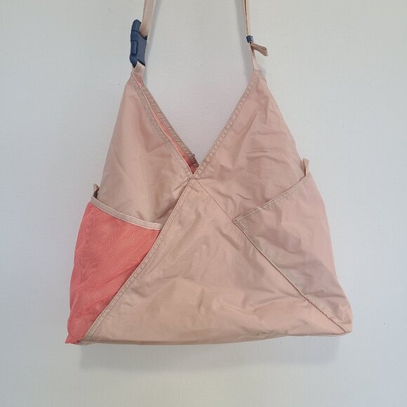 Baboon to the Moon Triangle Tote Crossbody Peach Orange 18 L B2TM - Picture 1 of 9